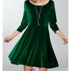 🌷3/$9 Sale🌷Hunter Green Empire Waist Dress